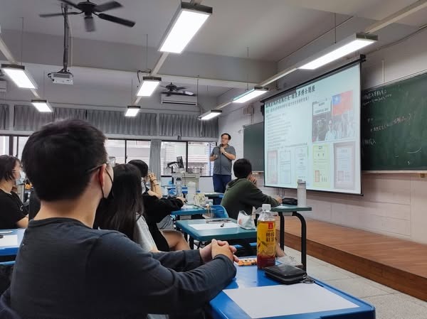 企業職場面面觀 - 謝東昇博士