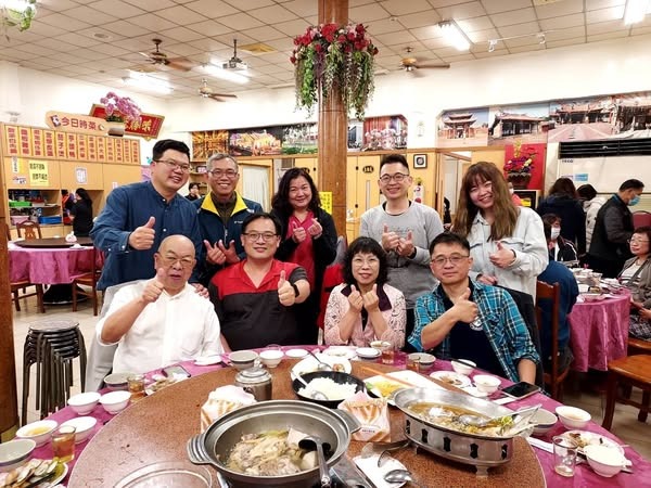 數位行銷與網店經營管理實務 - 謝東昇博士